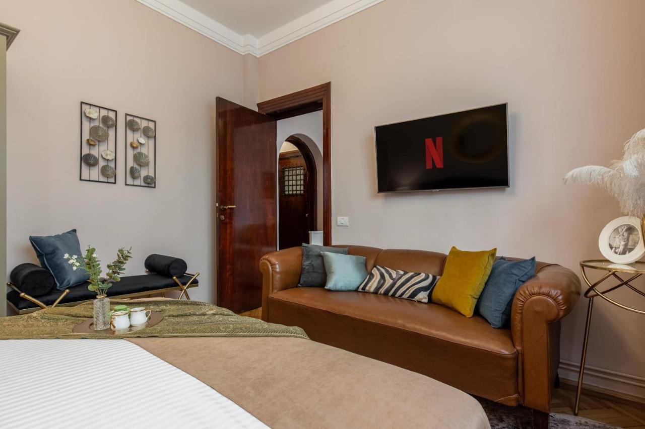 Holt - The Great Gatsby Villa Bukarest Eksteriør billede